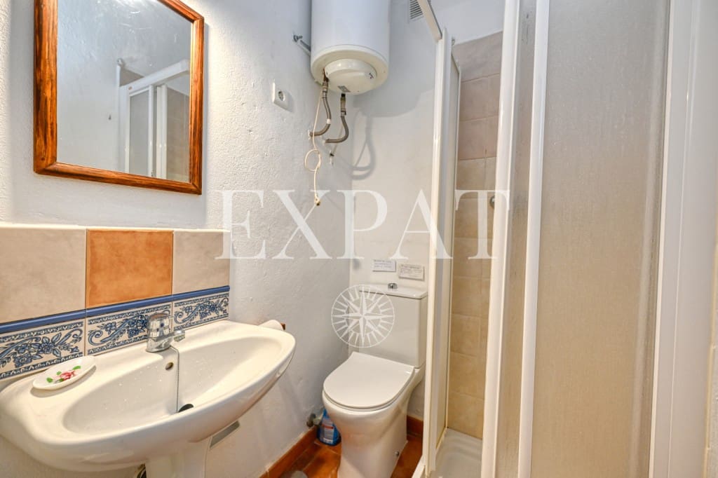 6 soveværelse Finca/Landehus til salg i Comares med swimmingpool - € 324.500 (Ref: 8910951)