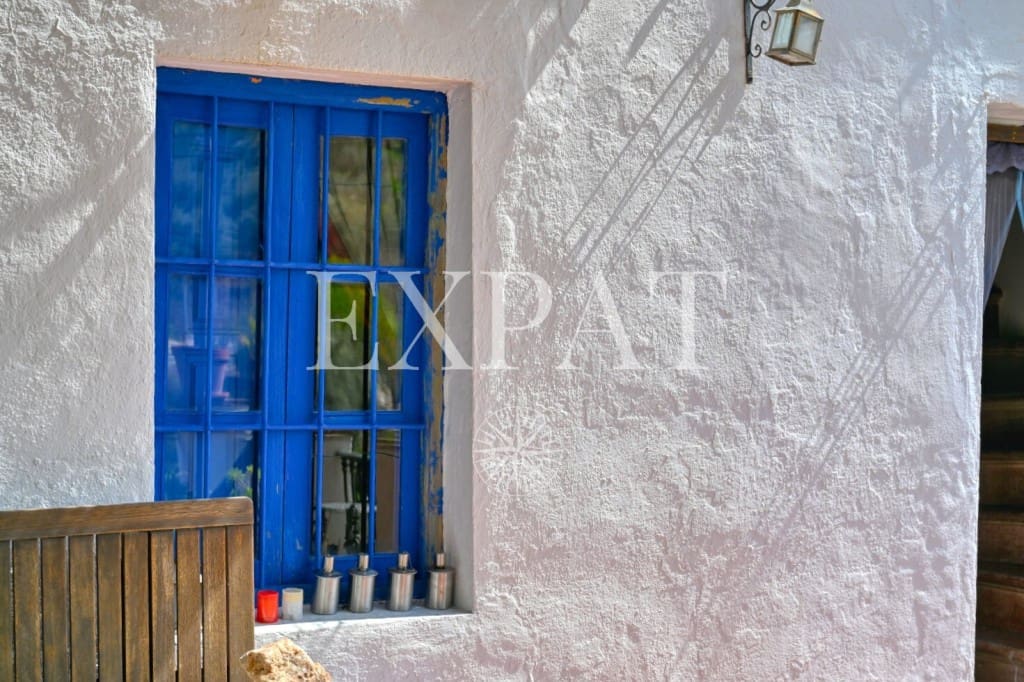 6 soveværelse Finca/Landehus til salg i Comares med swimmingpool - € 324.500 (Ref: 8910951)