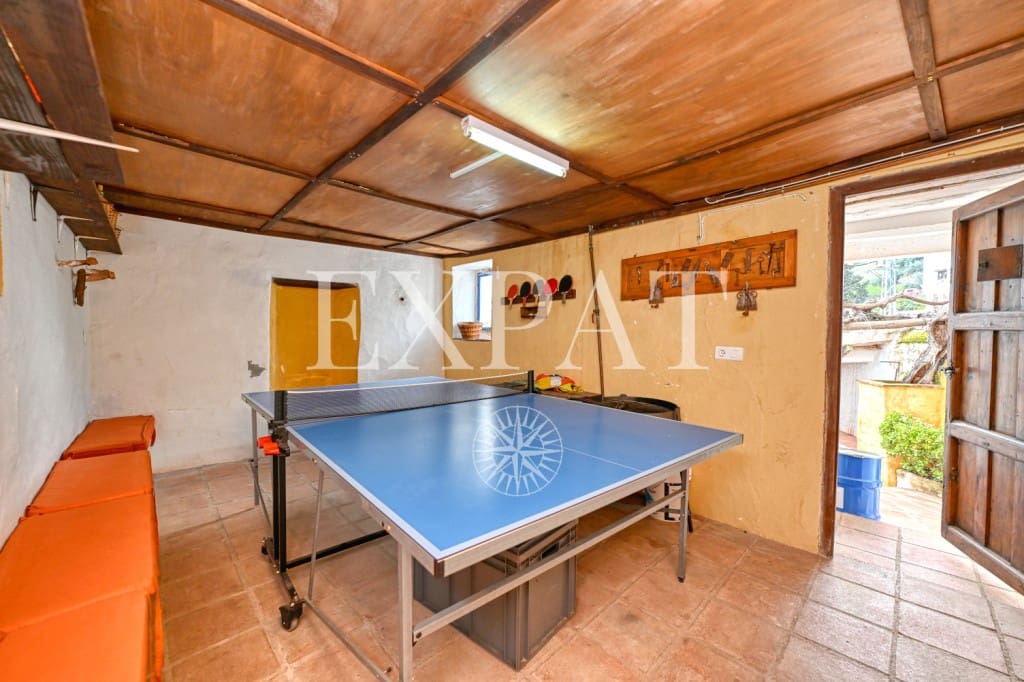 6 soveværelse Finca/Landehus til salg i Comares med swimmingpool - € 324.500 (Ref: 8910951)