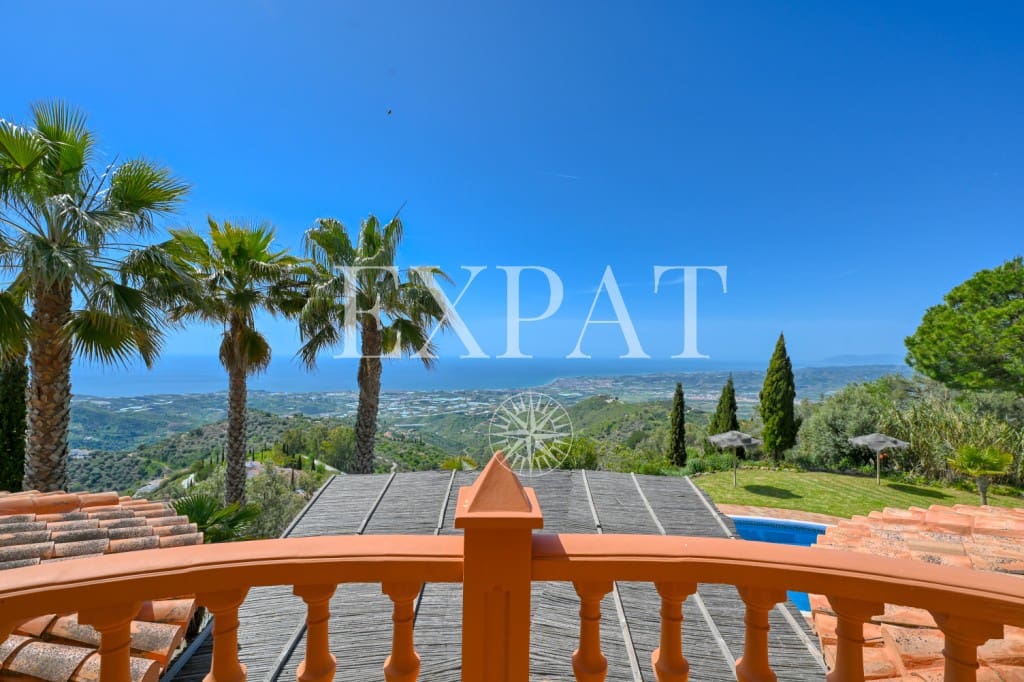 3 soveværelse Finca/Landehus til salg i Arenas med swimmingpool - € 740.000 (Ref: 8948649)