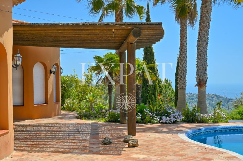 3 soveværelse Finca/Landehus til salg i Arenas med swimmingpool - € 740.000 (Ref: 8948649)