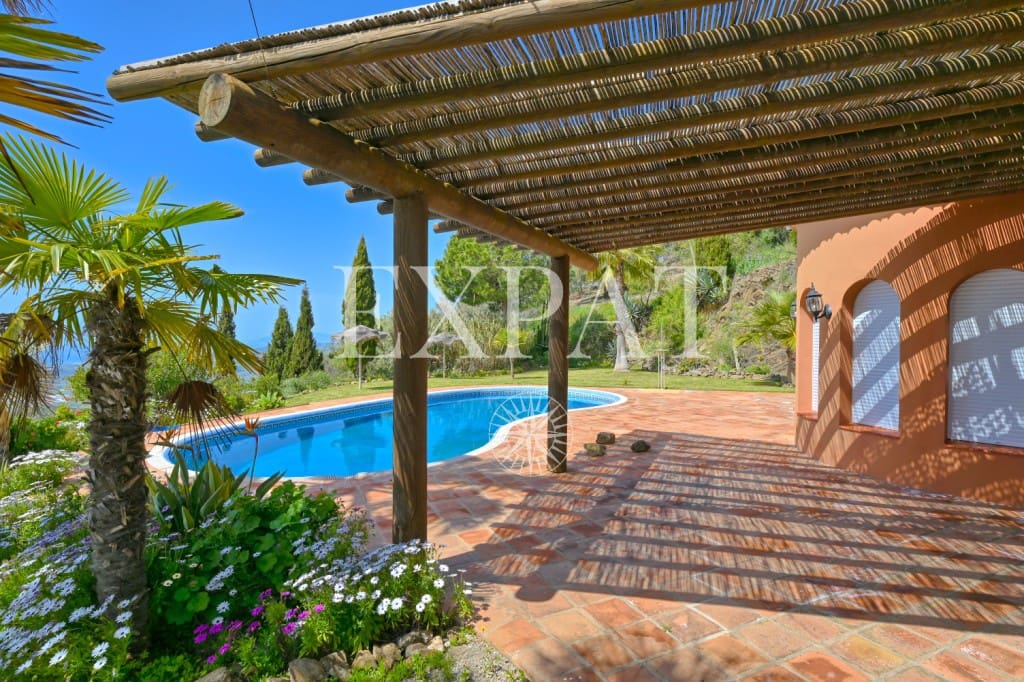 3 soveværelse Finca/Landehus til salg i Arenas med swimmingpool - € 740.000 (Ref: 8948649)