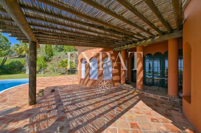 3 sypialnia Finka/Dom wiejski na sprzedaż w Arenas z basenem - 740 000 € (Ref: 8948649)