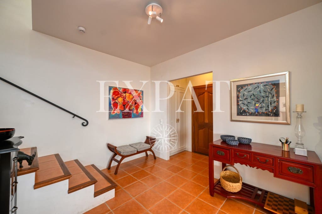 4 sypialnia Finka/Dom wiejski na sprzedaż w Sayalonga z basenem garażem - 825 000 € (Ref: 9073249)