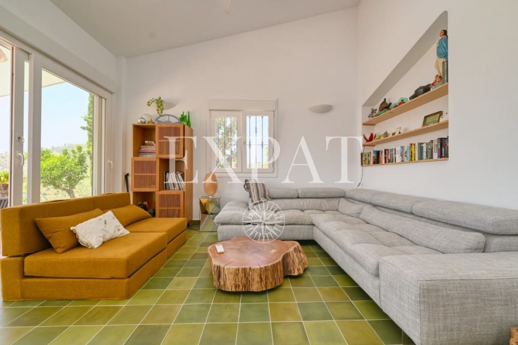 3 slaapkamer Finca/Landhuis te koop in Competa met zwembad - € 549.000 (Ref: 9098965)