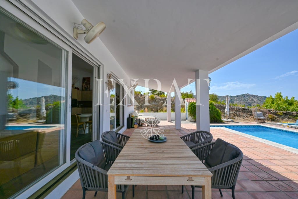 3 slaapkamer Finca/Landhuis te koop in Competa met zwembad - € 549.000 (Ref: 9098965)