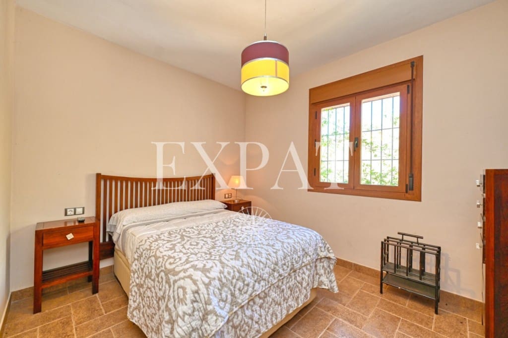 4 sypialnia Finka/Dom wiejski na sprzedaż w Riogordo z basenem - 370 000 € (Ref: 9104433)