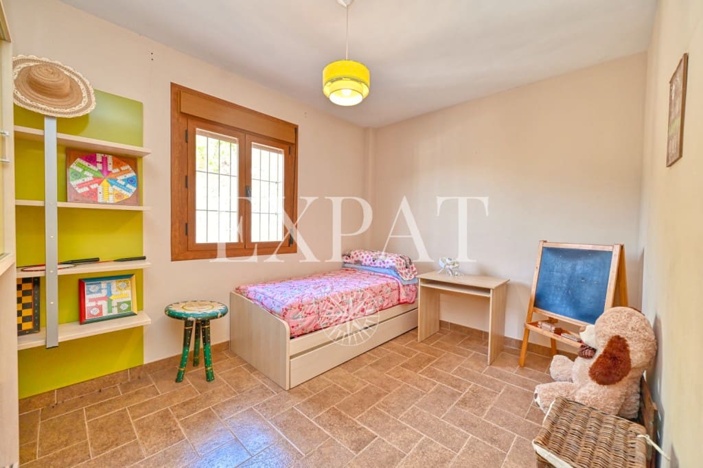 4 sypialnia Finka/Dom wiejski na sprzedaż w Riogordo z basenem - 370 000 € (Ref: 9104433)