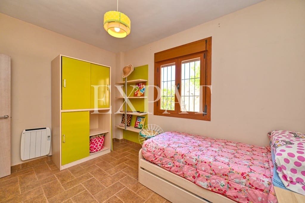 4 sypialnia Finka/Dom wiejski na sprzedaż w Riogordo z basenem - 370 000 € (Ref: 9104433)