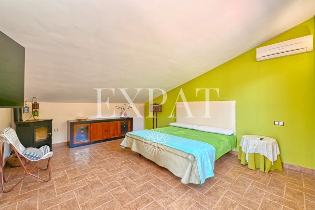 4 sypialnia Finka/Dom wiejski na sprzedaż w Riogordo z basenem - 370 000 € (Ref: 9104433)