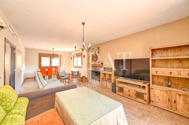 4 sypialnia Finka/Dom wiejski na sprzedaż w Riogordo z basenem - 370 000 € (Ref: 9104433)