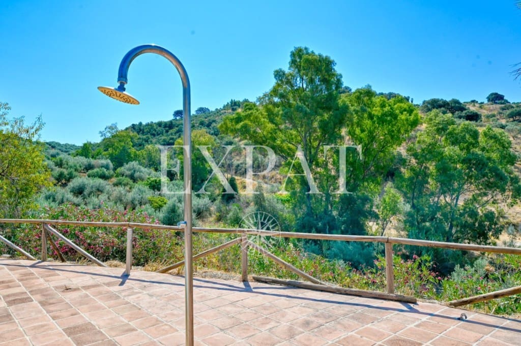 4 sypialnia Finka/Dom wiejski na sprzedaż w Riogordo z basenem - 370 000 € (Ref: 9104433)