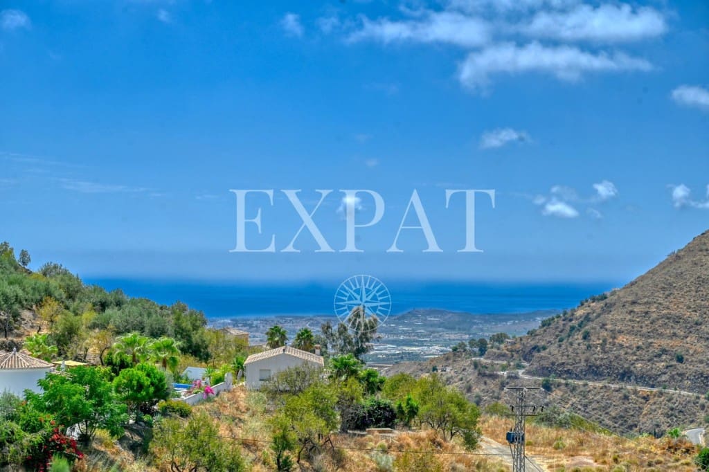 4 camera da letto Finca/Casa di Campagna in vendita in Arenas con piscina - 990.000 € (Rif: 9204395)