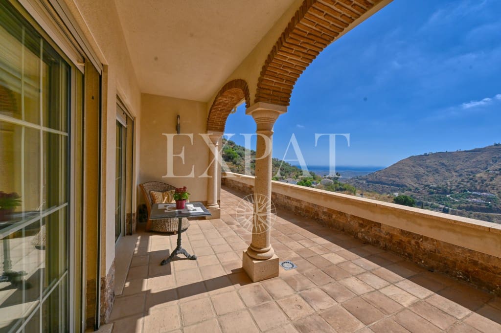 4 camera da letto Finca/Casa di Campagna in vendita in Arenas con piscina - 990.000 € (Rif: 9204395)