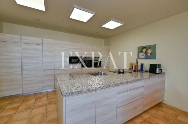 Chalet de 3 habitaciones en Torrox en venta con piscina - 1.095.000 € (Ref: 9230436)