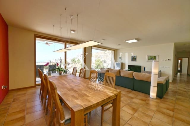 Chalet de 3 habitaciones en Torrox en venta con piscina - 1.095.000 € (Ref: 9230436)