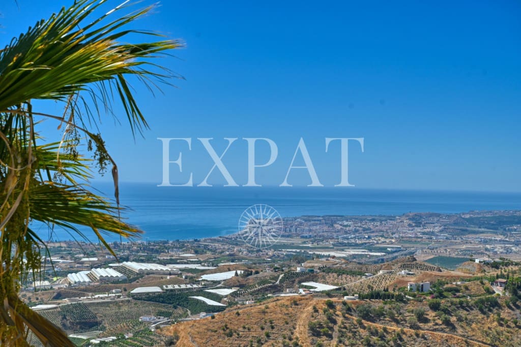 5 soveværelse Finca/Landehus til salg i Arenas med swimmingpool - € 549.000 (Ref: 9232521)