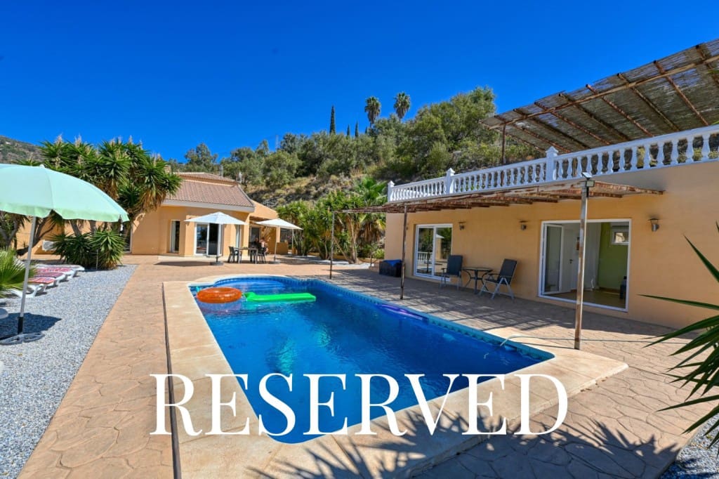 5 chambre Finca/Maison de Campagne à vendre à Arenas avec piscine - 549 000 € (Ref: 9232521)