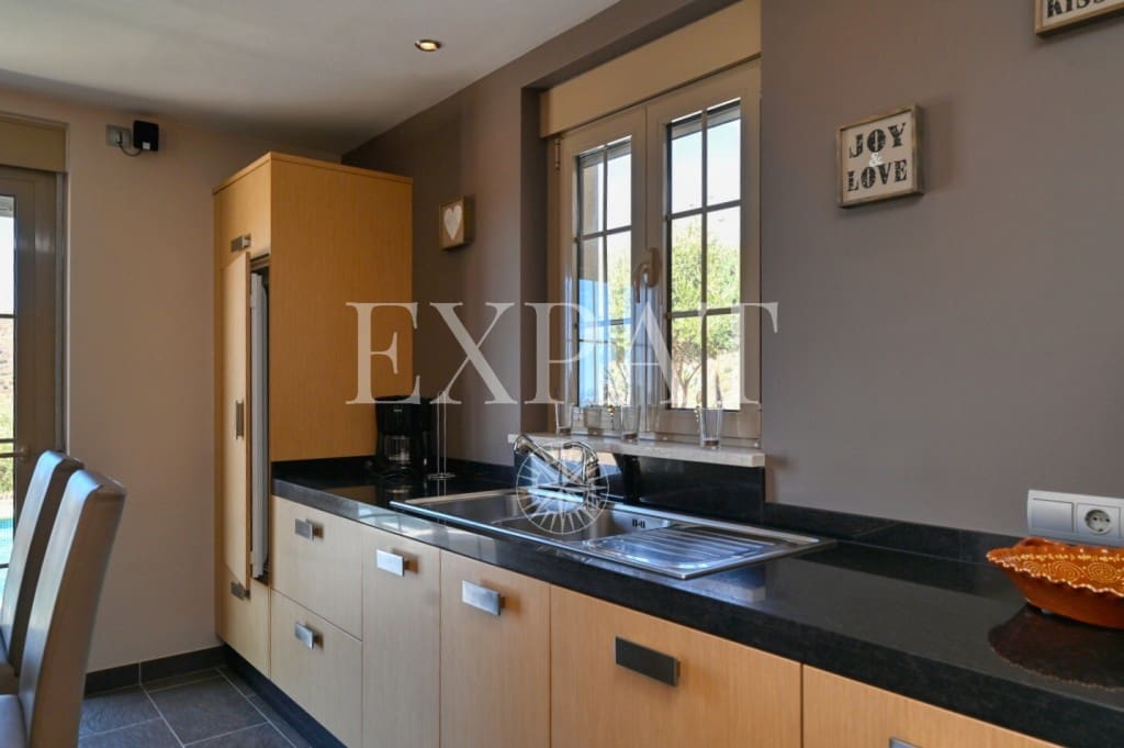 4 slaapkamer Finca/Landhuis te koop in Arenas met zwembad - € 725.000 (Ref: 9246549)