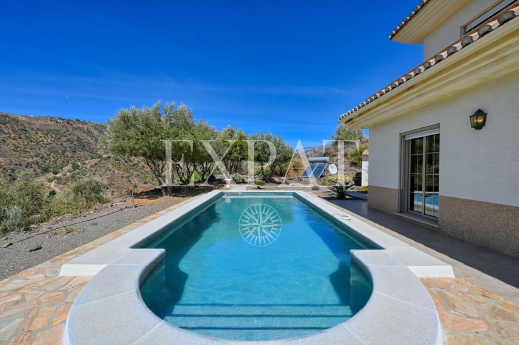 4 slaapkamer Finca/Landhuis te koop in Arenas met zwembad - € 725.000 (Ref: 9246549)