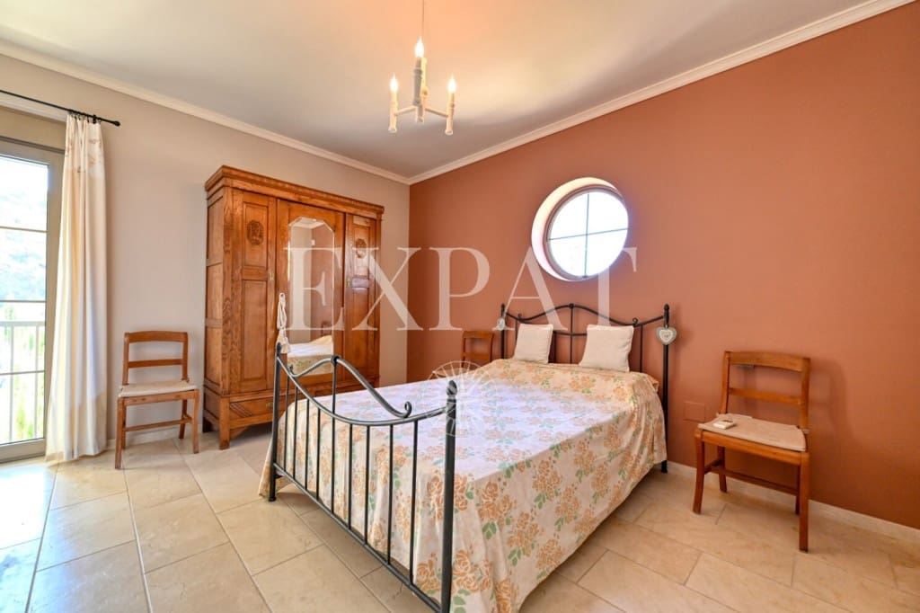 4 slaapkamer Finca/Landhuis te koop in Arenas met zwembad - € 725.000 (Ref: 9246549)