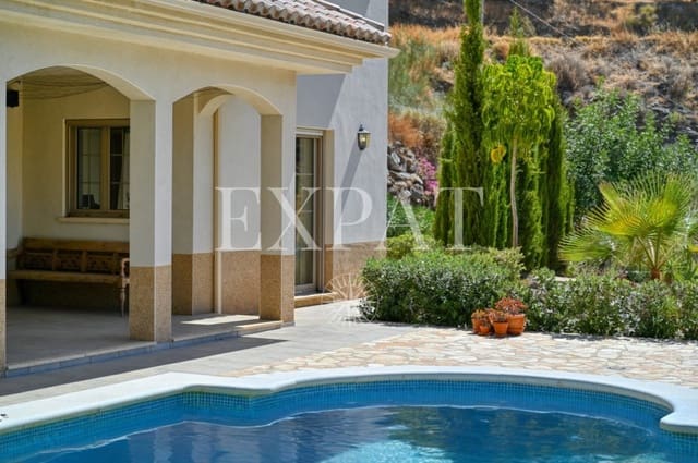 4 quarto Quinta/Casa Rural para venda em Arenas com piscina - 725 000 € (Ref: 9246549)