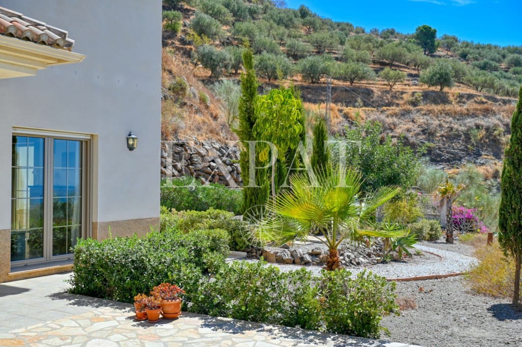 4 slaapkamer Finca/Landhuis te koop in Arenas met zwembad - € 725.000 (Ref: 9246549)