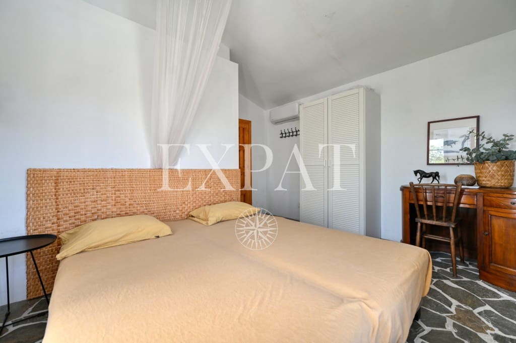 4 sypialnia Finka/Dom wiejski na sprzedaż w Sayalonga z basenem - 798 000 € (Ref: 9276059)