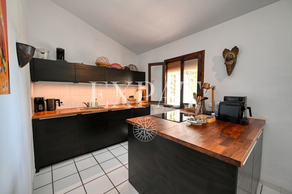 4 sypialnia Finka/Dom wiejski na sprzedaż w Sayalonga z basenem - 798 000 € (Ref: 9276059)