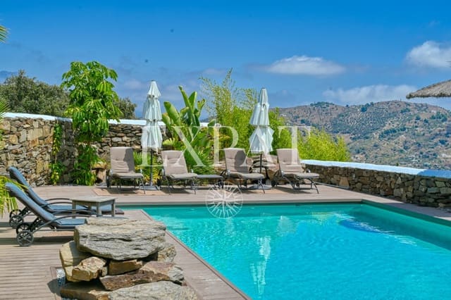 4 soveværelse Finca/Landehus til salg i Sayalonga med swimmingpool - € 798.000 (Ref: 9276059)