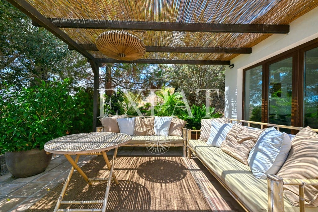 4 sypialnia Finka/Dom wiejski na sprzedaż w Sayalonga z basenem - 798 000 € (Ref: 9276059)