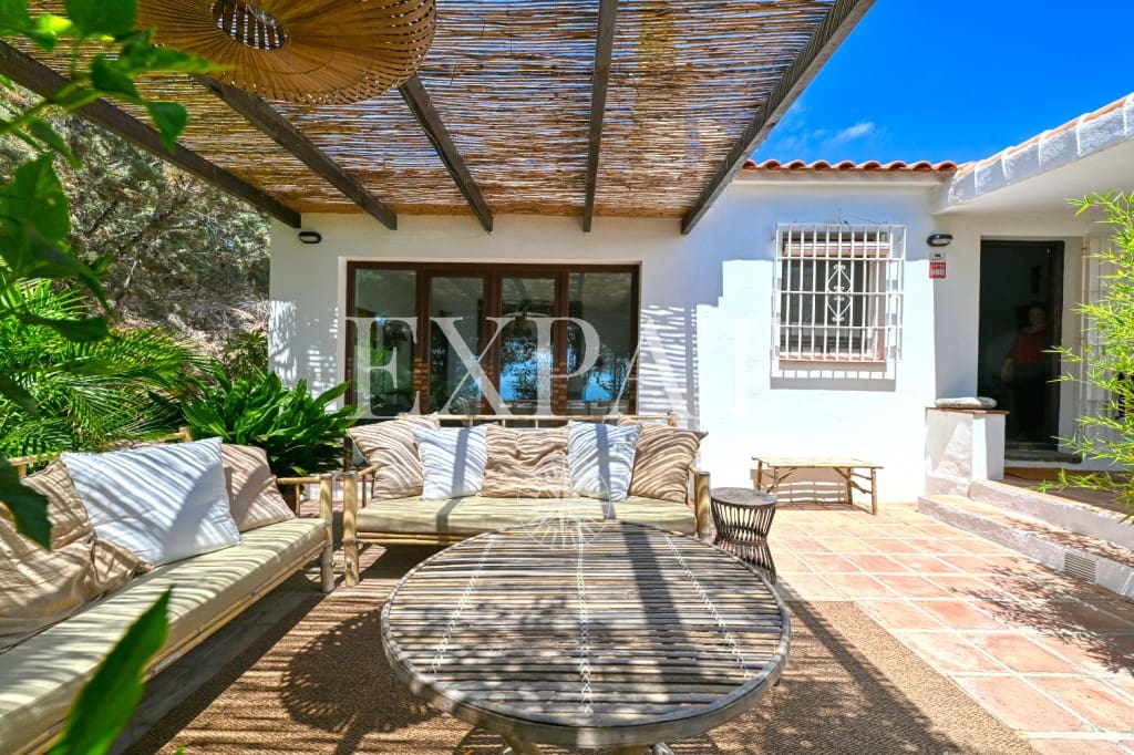 4 sypialnia Finka/Dom wiejski na sprzedaż w Sayalonga z basenem - 798 000 € (Ref: 9276059)