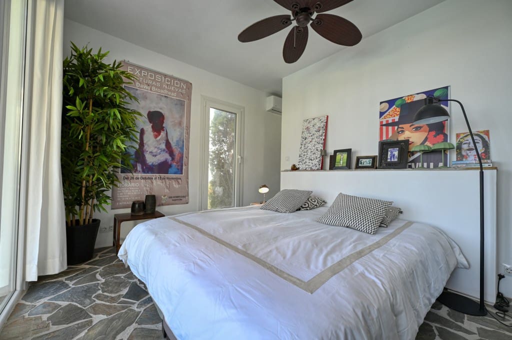 4 sypialnia Finka/Dom wiejski na sprzedaż w Sayalonga z basenem - 798 000 € (Ref: 9276059)