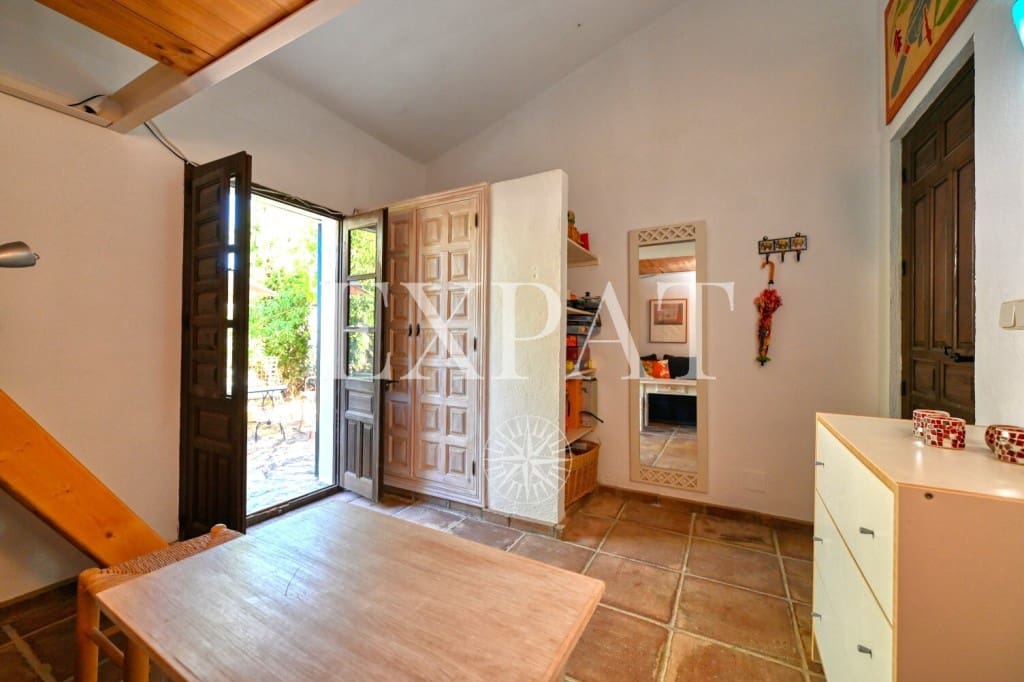 4 chambre Finca/Maison de Campagne à vendre à Alcaucin avec piscine - 575 000 € (Ref: 9300888)