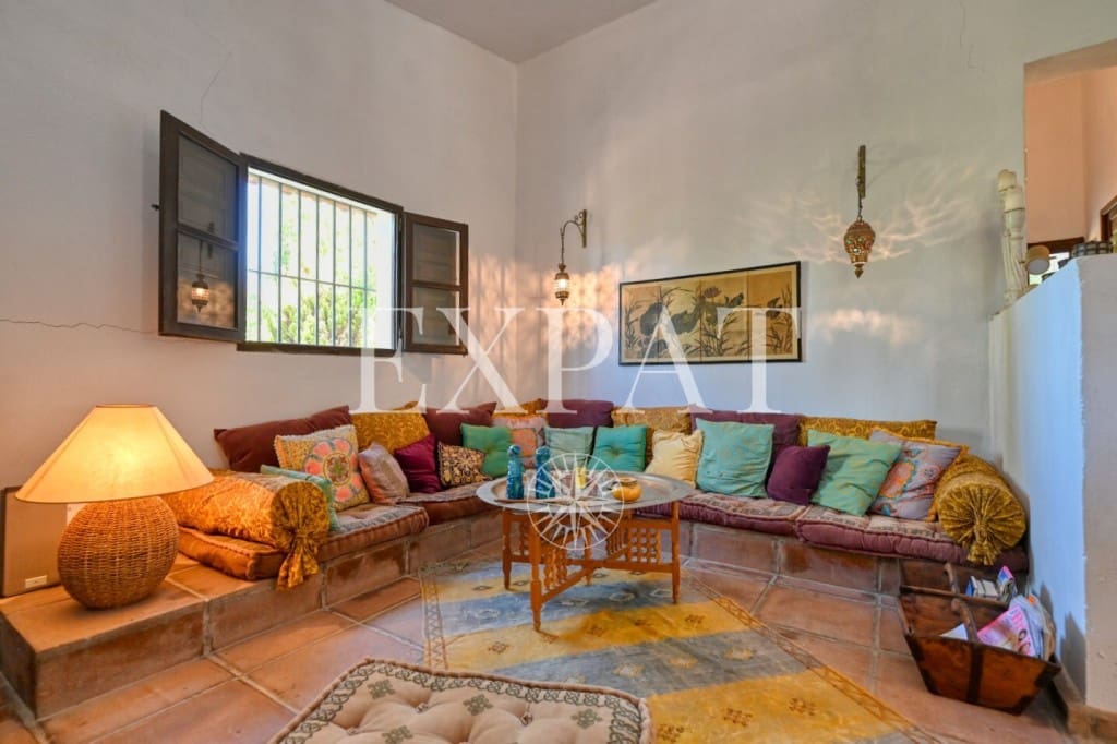 4 chambre Finca/Maison de Campagne à vendre à Alcaucin avec piscine - 575 000 € (Ref: 9300888)