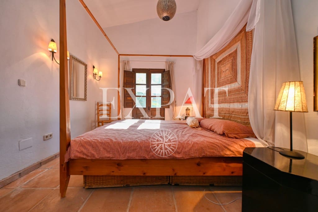 4 chambre Finca/Maison de Campagne à vendre à Alcaucin avec piscine - 575 000 € (Ref: 9300888)