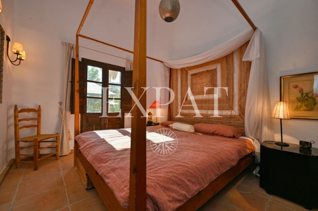 4 chambre Finca/Maison de Campagne à vendre à Alcaucin avec piscine - 575 000 € (Ref: 9300888)