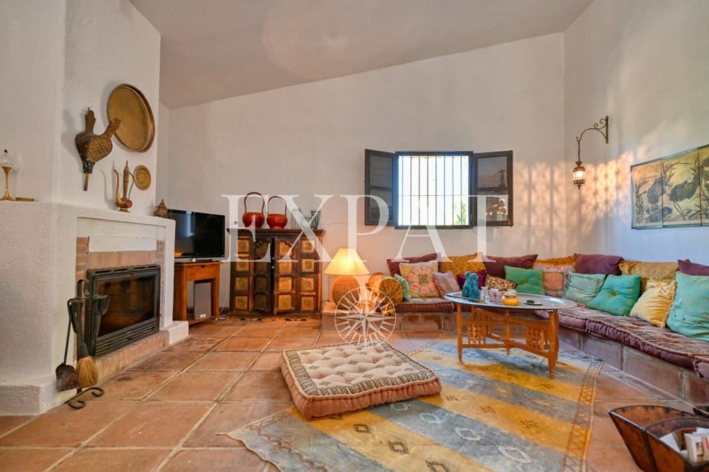 4 chambre Finca/Maison de Campagne à vendre à Alcaucin avec piscine - 575 000 € (Ref: 9300888)