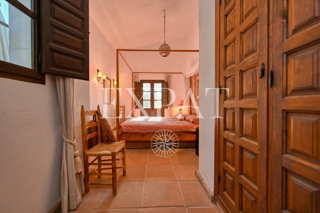 4 chambre Finca/Maison de Campagne à vendre à Alcaucin avec piscine - 575 000 € (Ref: 9300888)