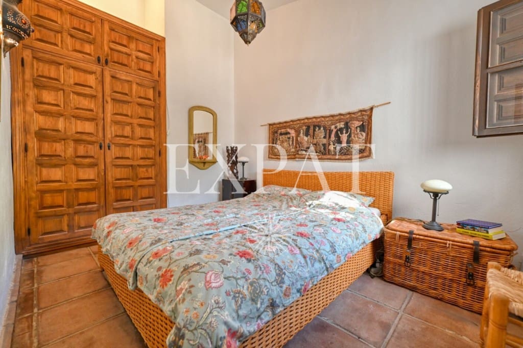 4 chambre Finca/Maison de Campagne à vendre à Alcaucin avec piscine - 575 000 € (Ref: 9300888)
