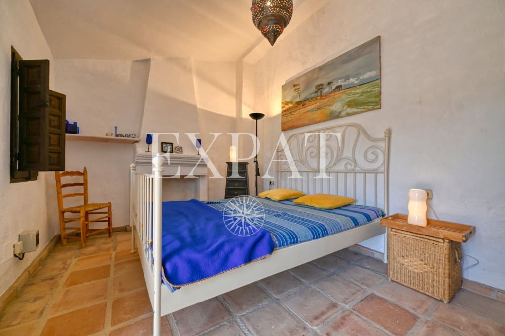 4 chambre Finca/Maison de Campagne à vendre à Alcaucin avec piscine - 575 000 € (Ref: 9300888)