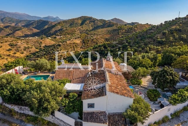5 sypialnia Finka/Dom wiejski na sprzedaż w Arenas z basenem - 749 000 € (Ref: 9334571)
