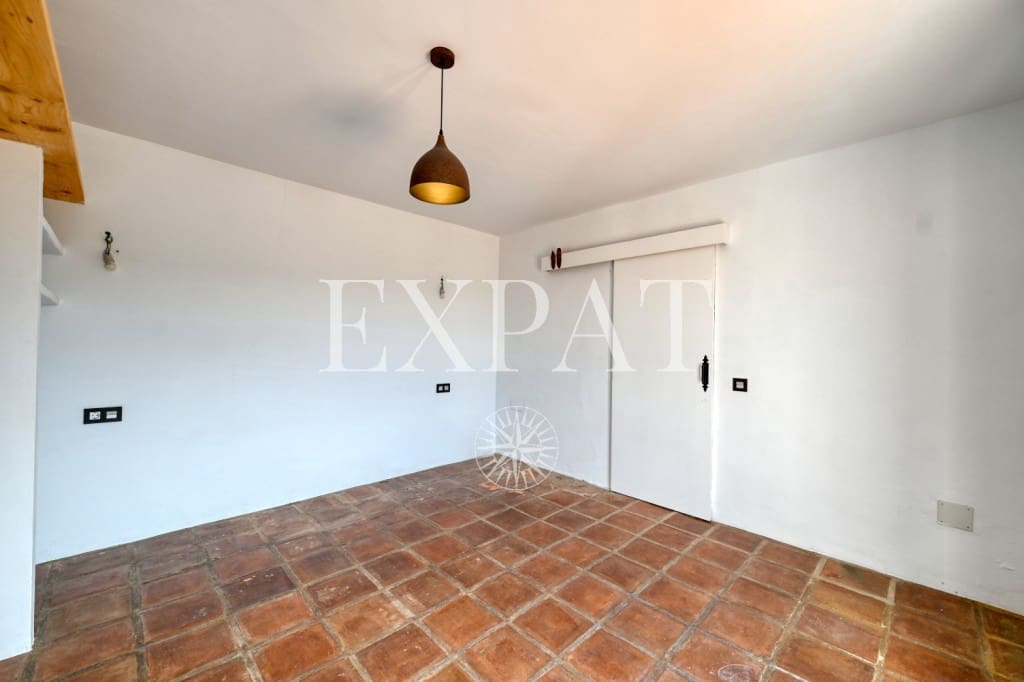 4 sovrum Finca/Hus på landet till salu i Sedella med pool - 350 000 € (Ref: 9334572)