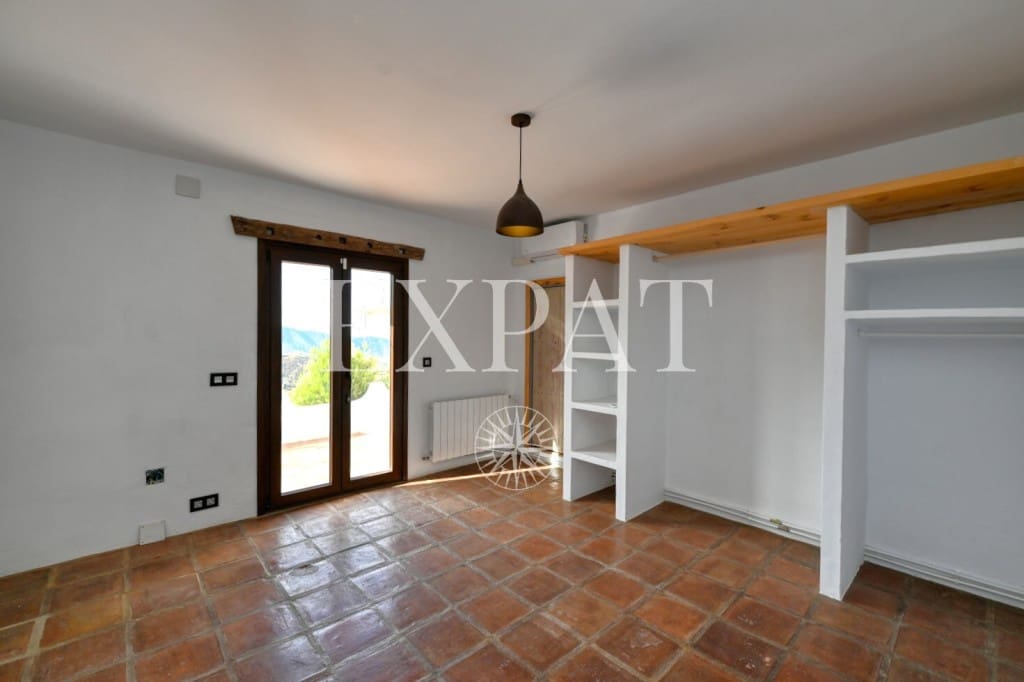 4 sovrum Finca/Hus på landet till salu i Sedella med pool - 350 000 € (Ref: 9334572)