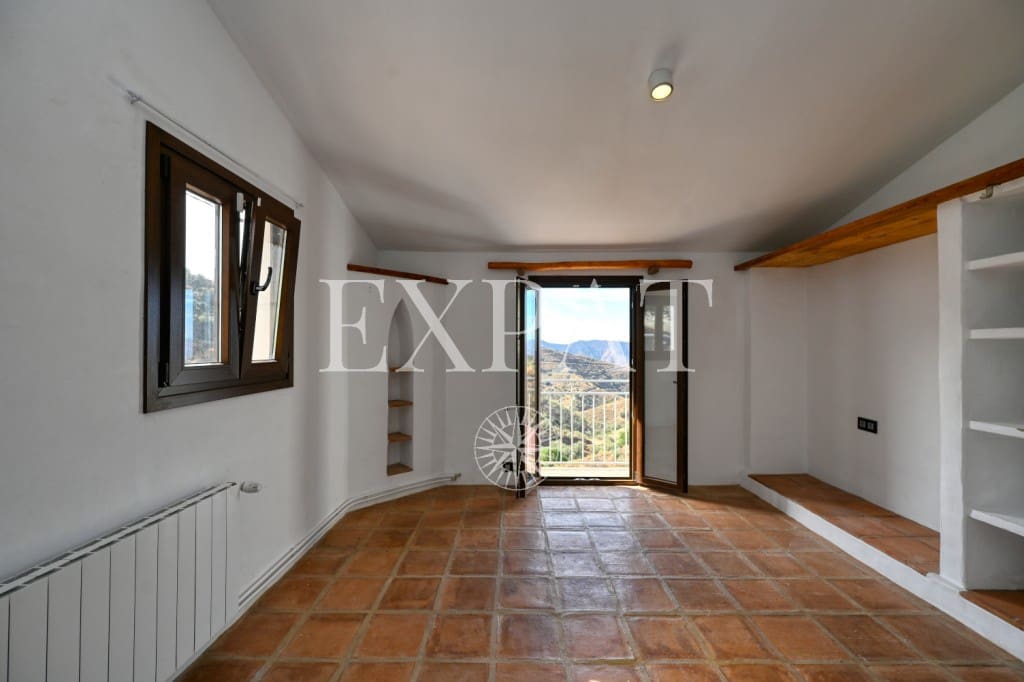 4 sovrum Finca/Hus på landet till salu i Sedella med pool - 350 000 € (Ref: 9334572)