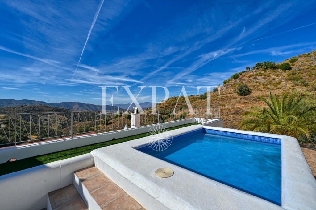 4 sovrum Finca/Hus på landet till salu i Sedella med pool - 350 000 € (Ref: 9334572)