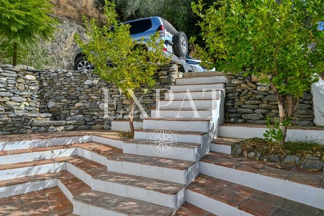 4 sovrum Finca/Hus på landet till salu i Sedella med pool - 350 000 € (Ref: 9334572)