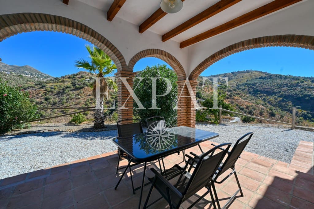 3 soveværelse Finca/Landehus til salg i Archez med swimmingpool - € 350.000 (Ref: 9342053)