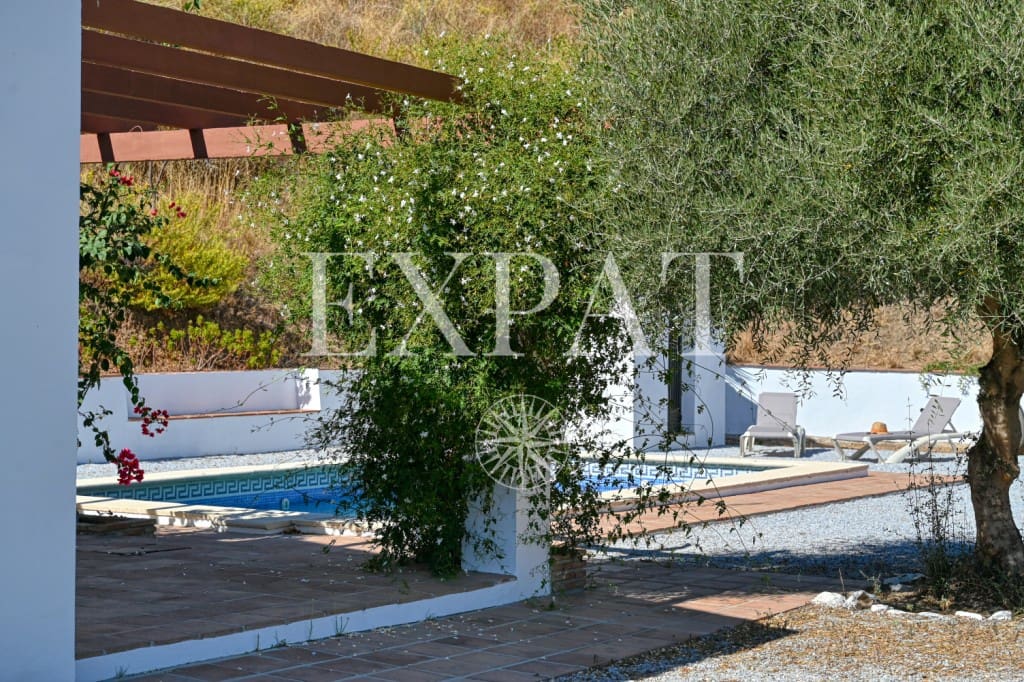 3 soveværelse Finca/Landehus til salg i Archez med swimmingpool - € 350.000 (Ref: 9342053)