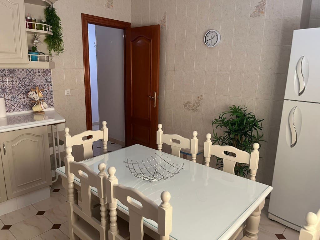 3 makuuhuone Omakotitalo vuokrattavana paikassa Corumbela - 650 € (Ref: 9344384)